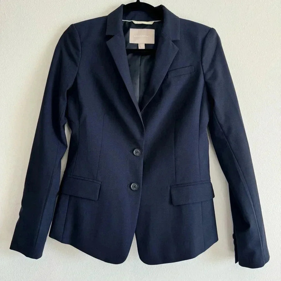 Banana Republic 2 Button Blazer Jacket Wool Office Career Wear 2 - Picture 1 of 5